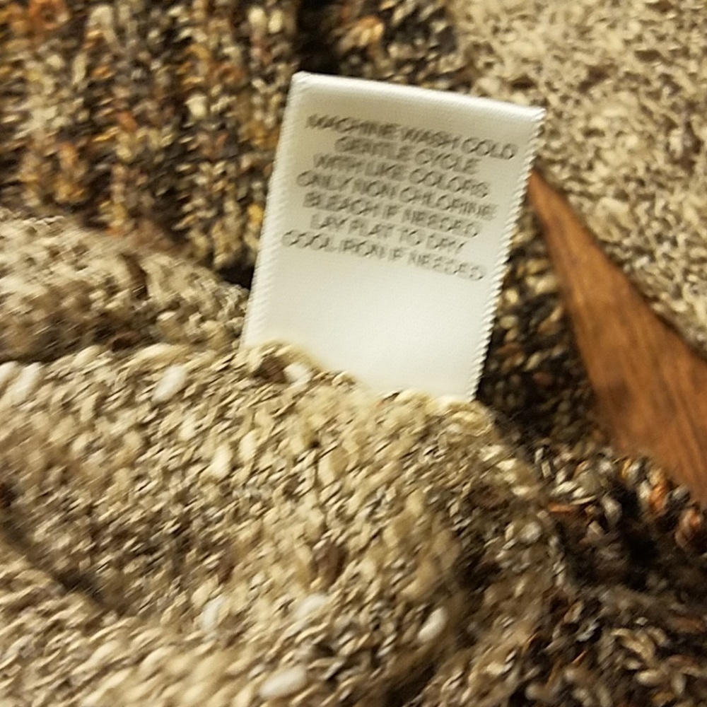 πΈπ§£π Christopher & Banks Button down Cardigan - Picture 8 of 8